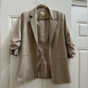 Elizabeth and James tan blazer